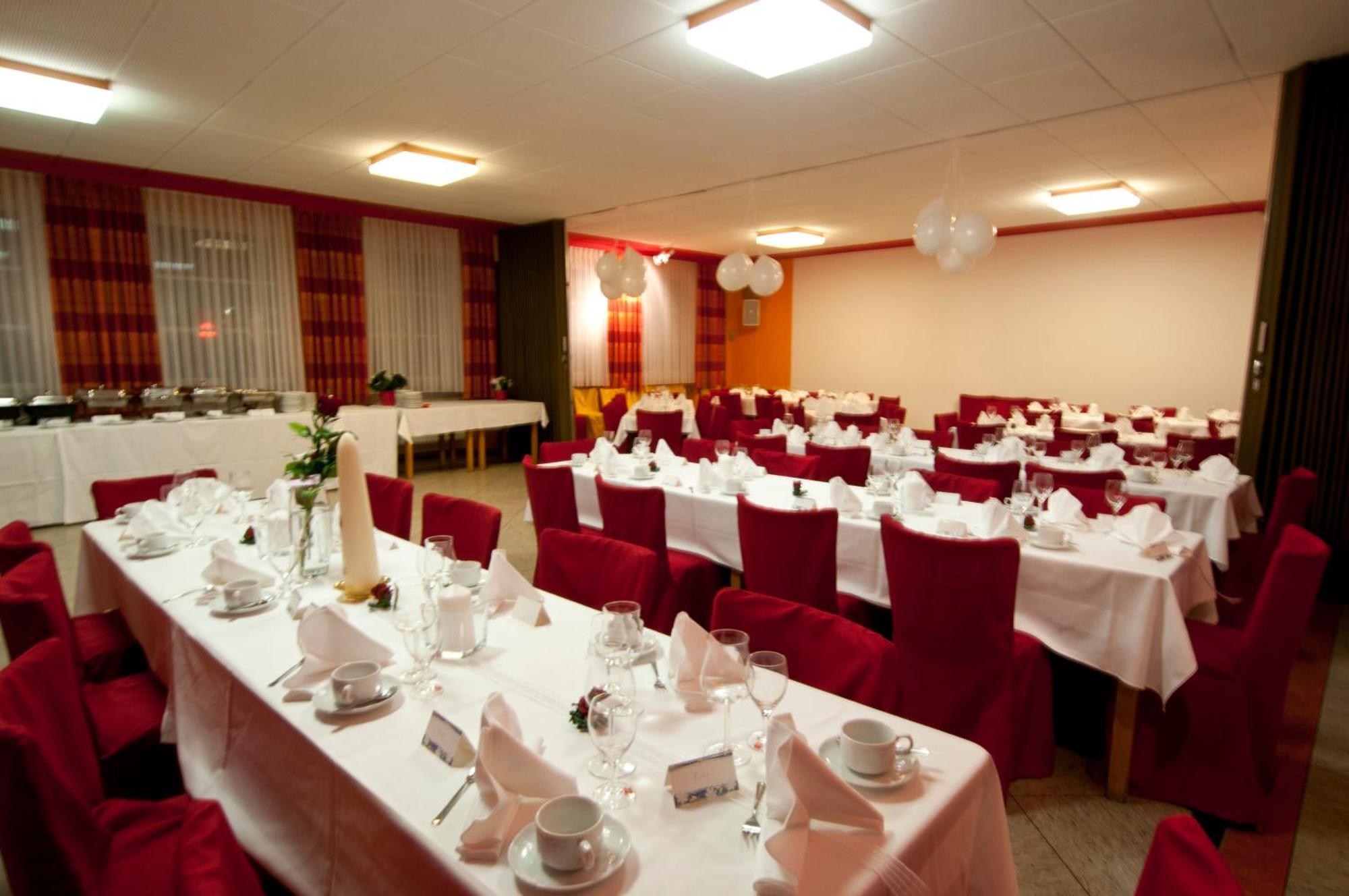 Gasthaus & Pension Lisas-Welt Wasserkuppe Ehrenberg  エクステリア 写真