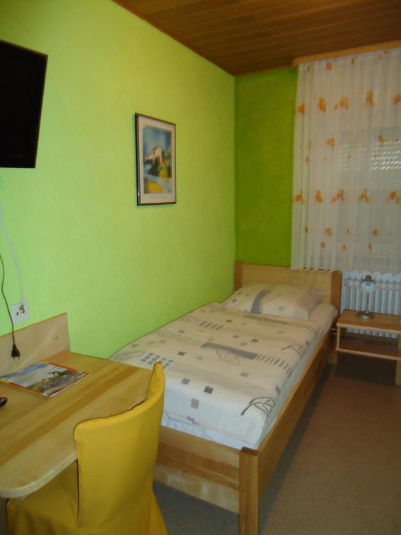 Gasthaus & Pension Lisas-Welt Wasserkuppe Ehrenberg  部屋 写真